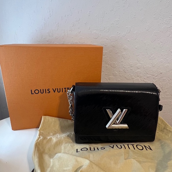 LV epi twist bag - Picture 1 of 10